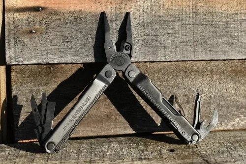 Мультитул LEATHERMAN Rebar Black (831563) фото 38 Мультитул LEATHERMAN Rebar Black (831563) фото 38