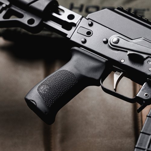 Пістолетна рукоятка Hogue OverMolded Rubber для AK-47 / AK-74 фото 2 Пістолетна рукоятка Hogue OverMolded Rubber для AK-47 / AK-74 фото 2